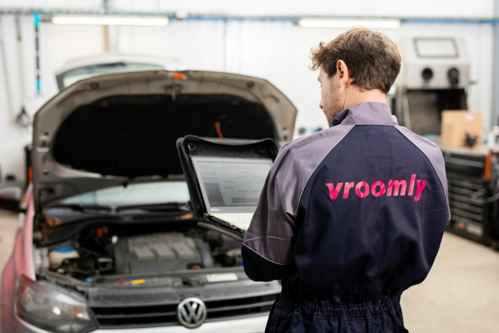 Vroomly accélère le rythme pour faciliter la vie des réparateurs