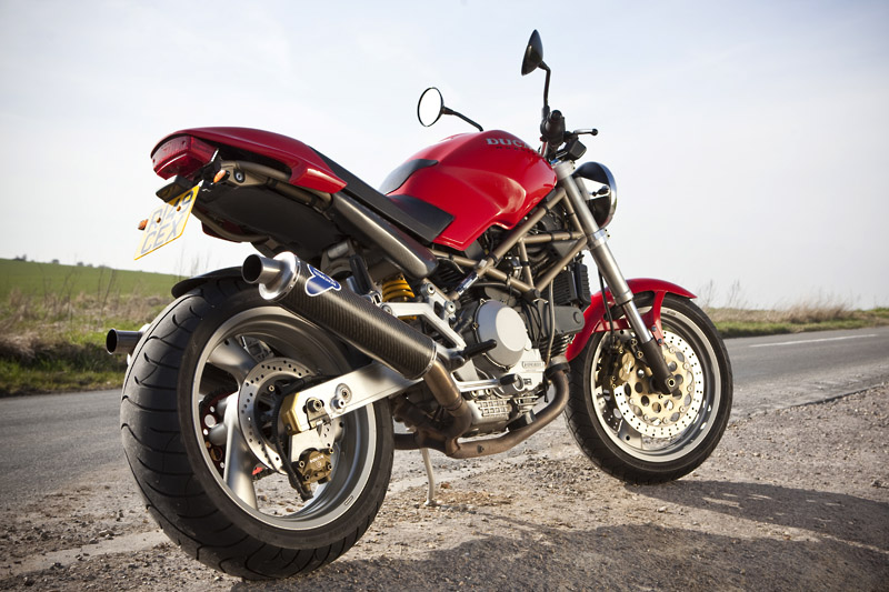 N°8 Ducati Monster M900