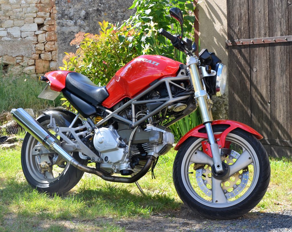 N°7 Ducati Monster M600