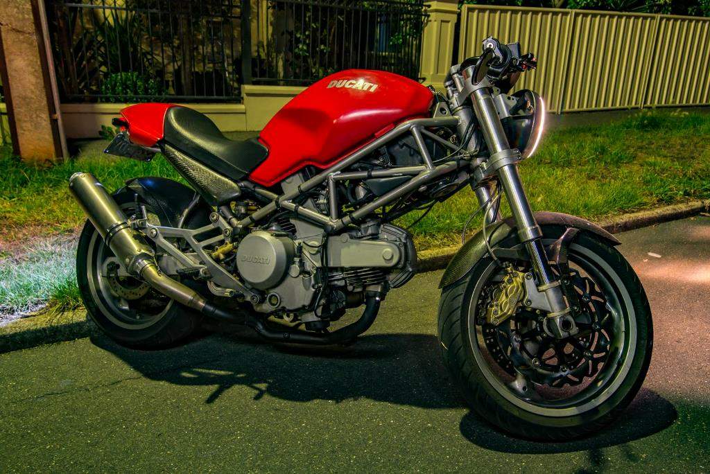 2- Ducati Monster 400